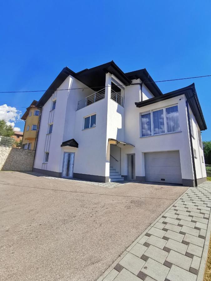 Apartman Kis Яйце Екстер'єр фото