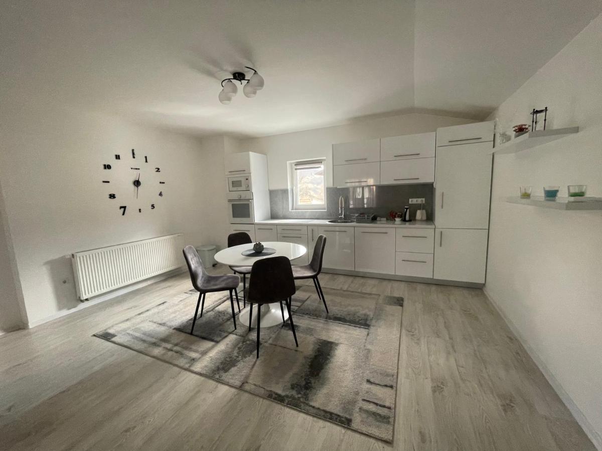 Apartman Kis Яйце Екстер'єр фото