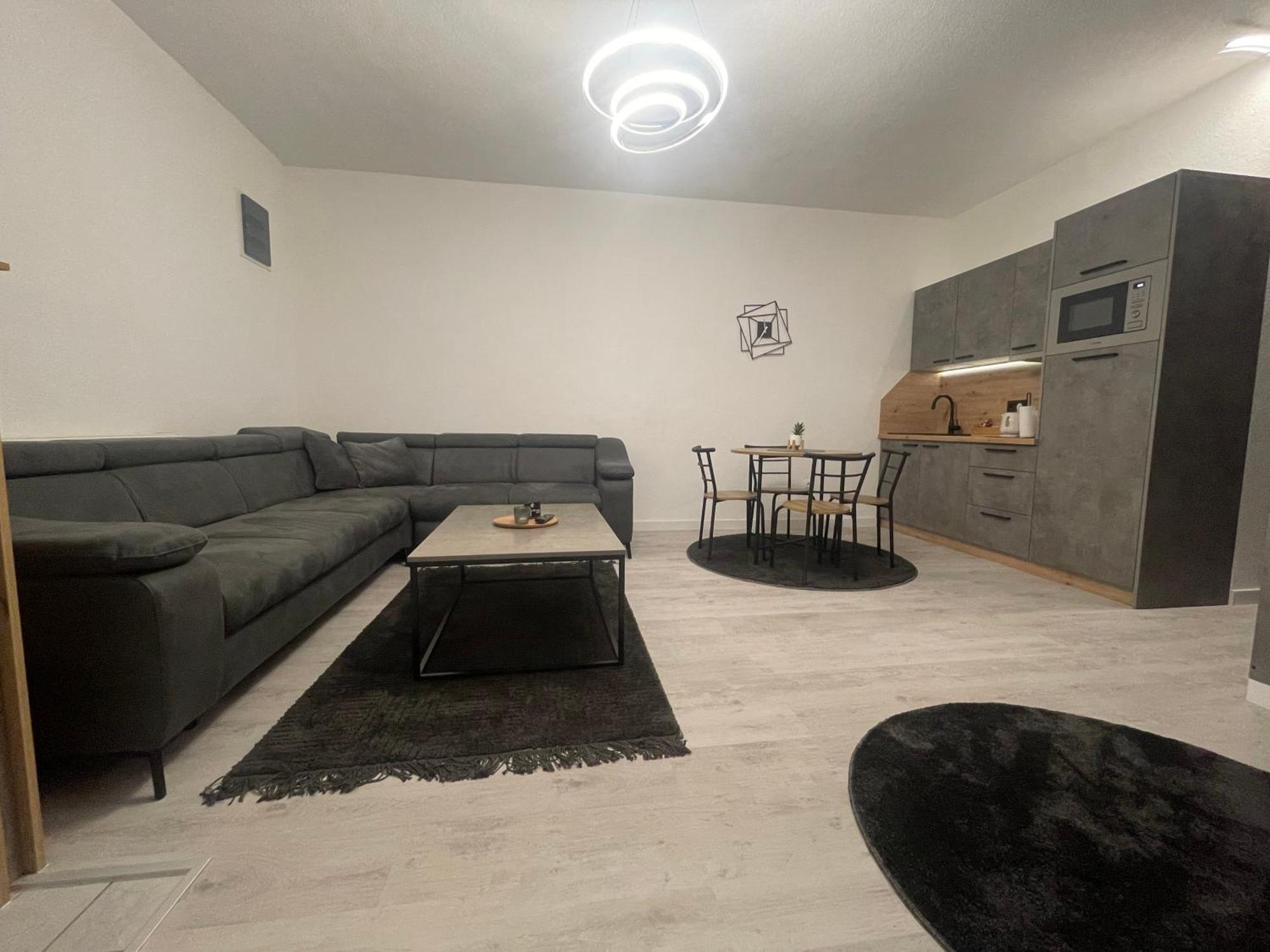 Apartman Kis Яйце Екстер'єр фото