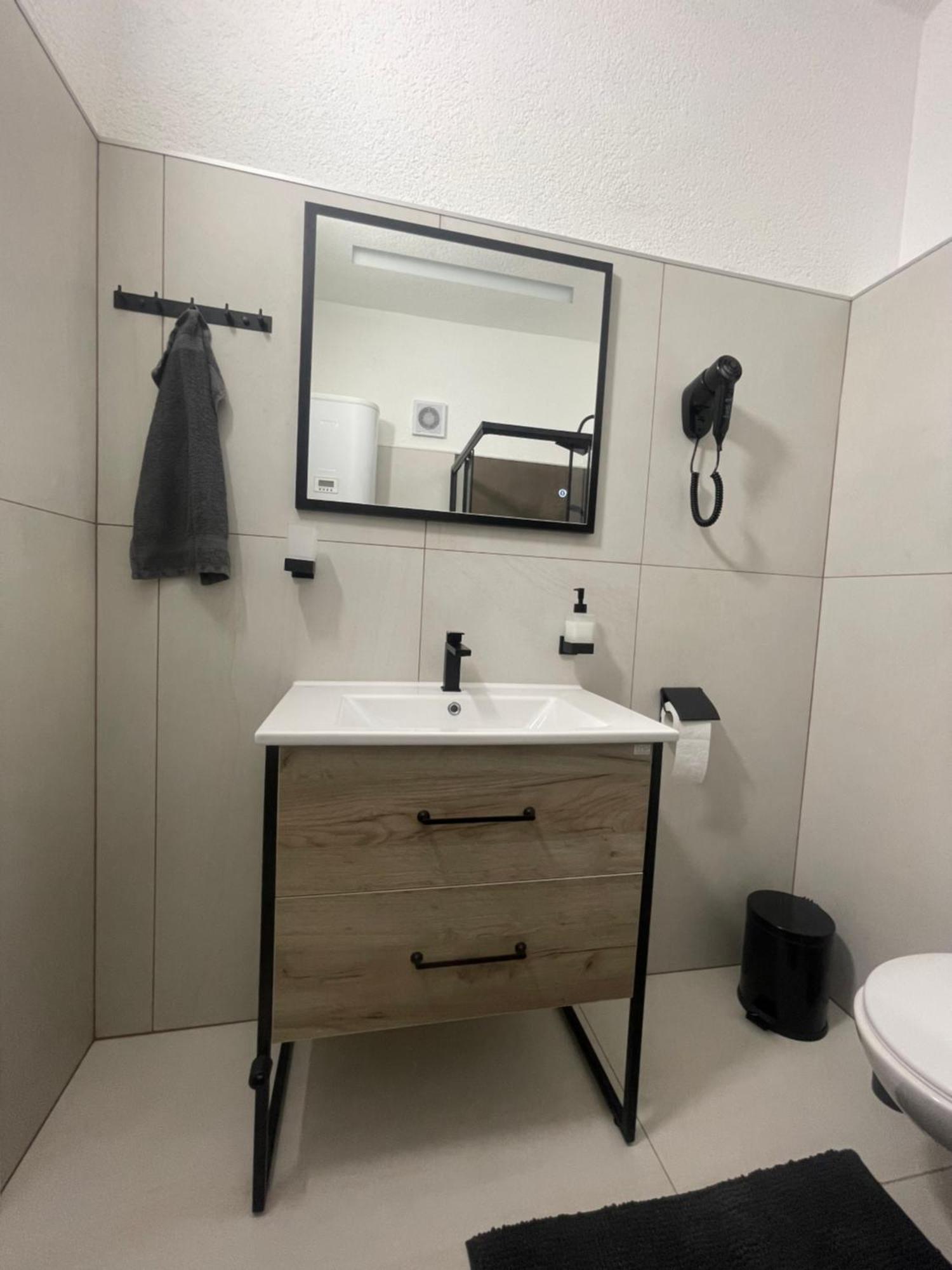 Apartman Kis Яйце Екстер'єр фото